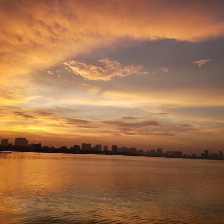 Papahouse 0M To Westlake 5 Star View Appartamento Hanoi Esterno foto